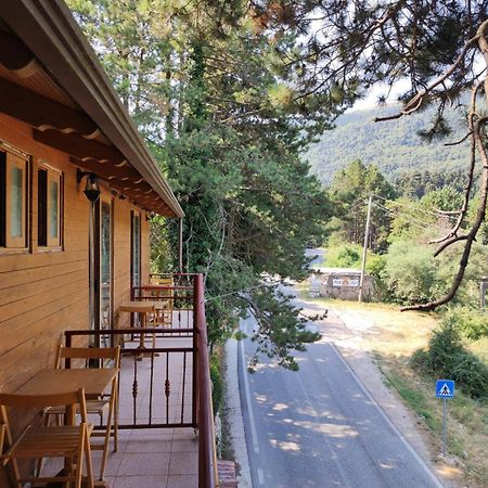 Hotel Toni Llogora Dukat Exteriör bild