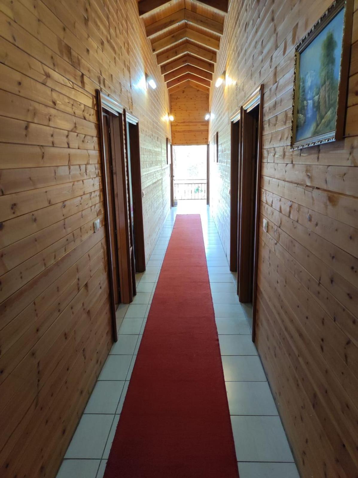 Hotel Toni Llogora Dukat Exteriör bild
